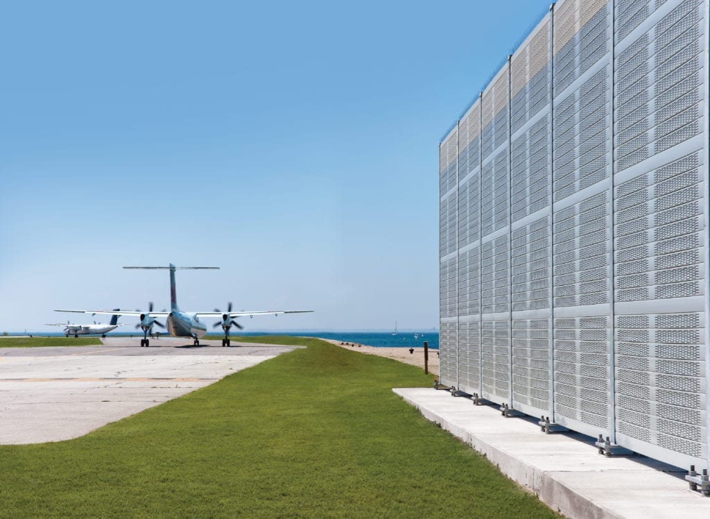 Airport-noise-barrier-fence