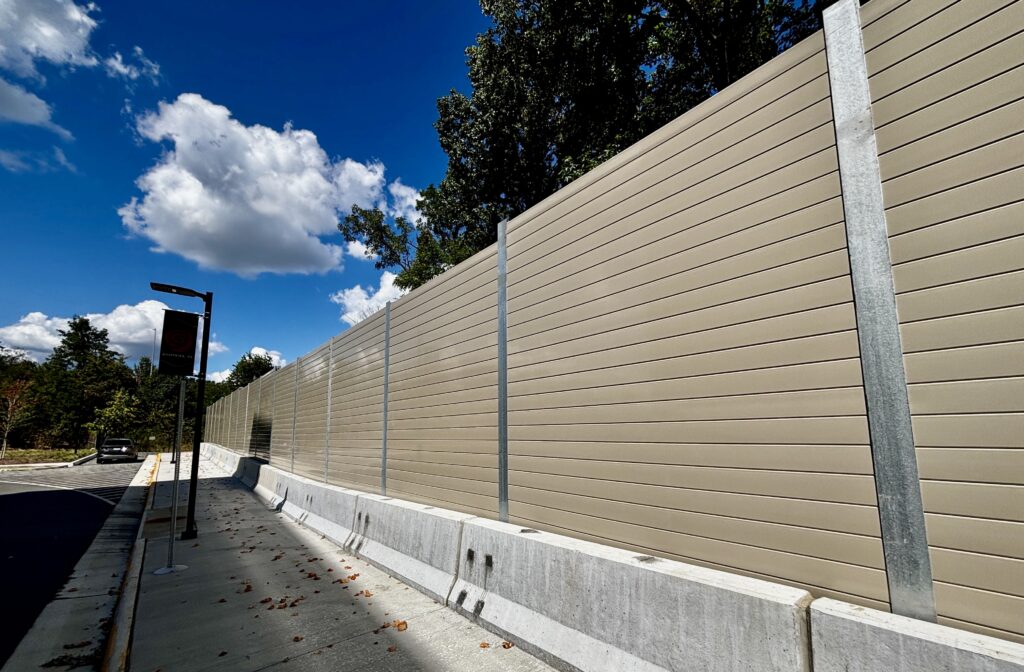 Gallery #2 structure-mounted noise barrier wall