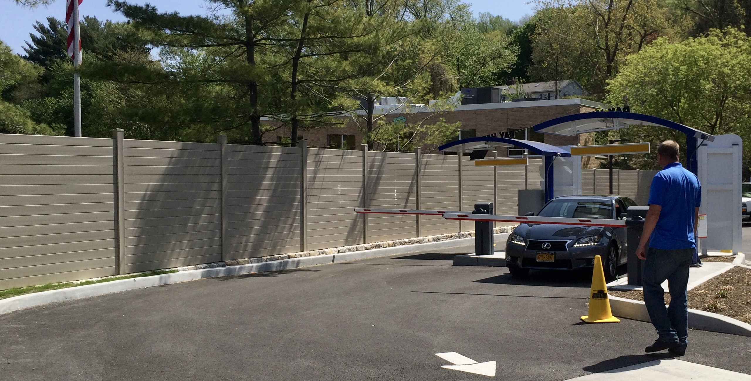 Angled view of noise barrier wall for Splash car wash